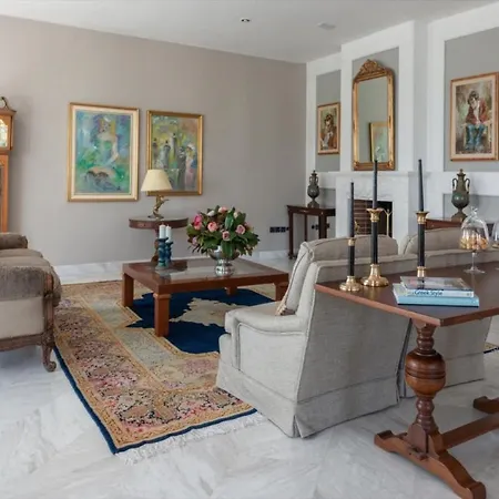 Villa The Manor Palaiontsiflikion