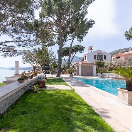 Villa The Manor *